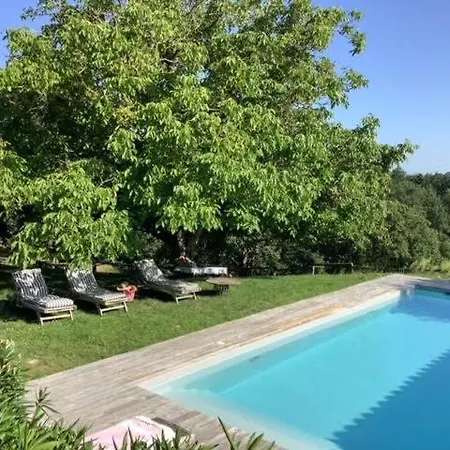 D'hote Chez Christine غايلاك